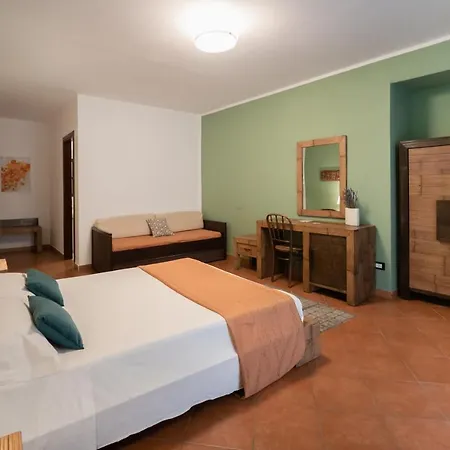 Guest house Kalamarina 2*